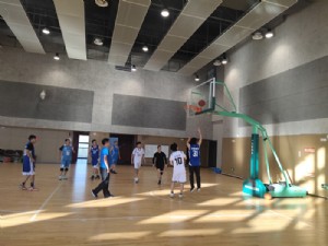 藝都建設(shè)與中科大EMBA籃球俱樂(lè)部企業(yè)籃球友誼賽
